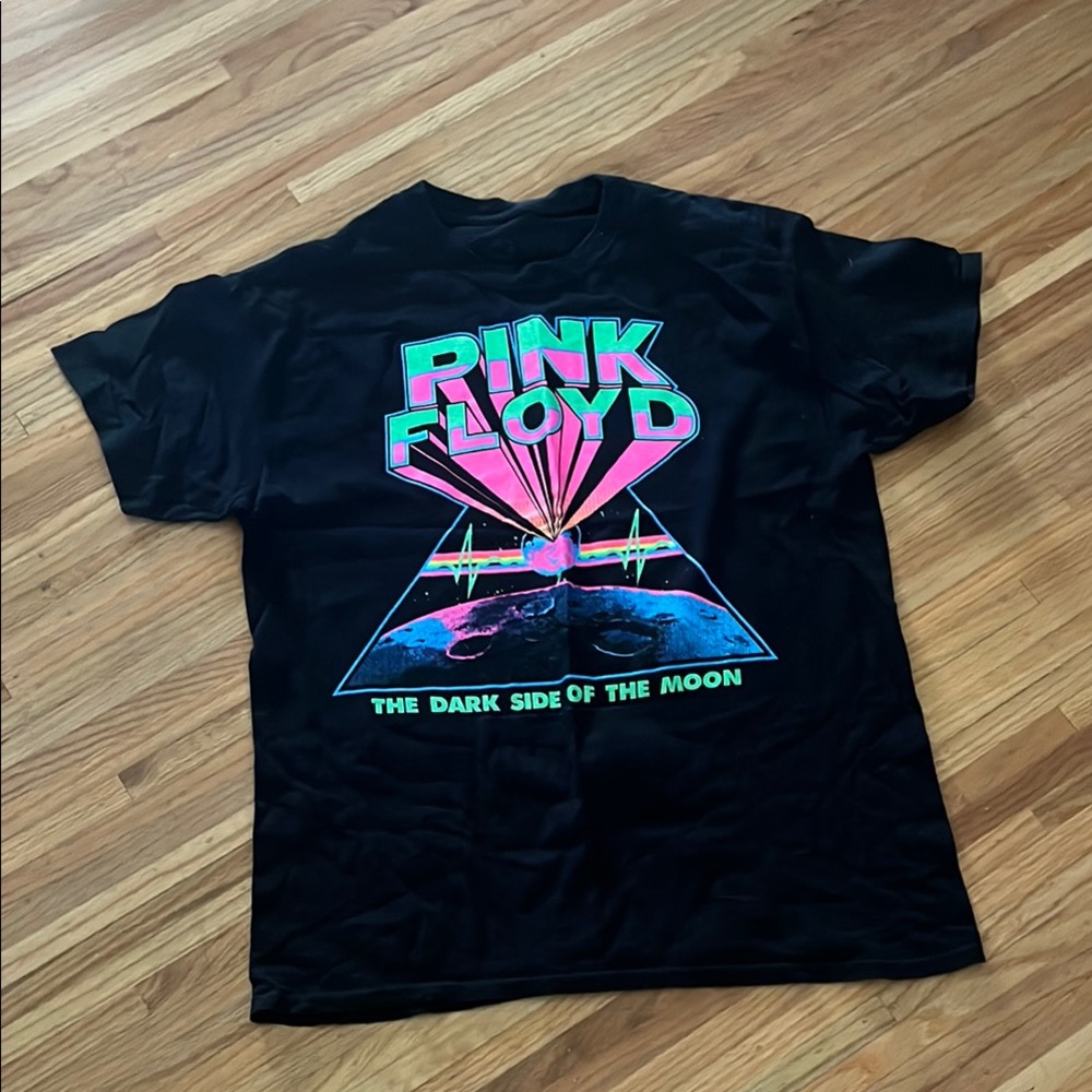 Liquid Blue Black Pink Floyd Retro Graphic Tee